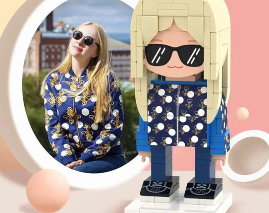 Custom Mini Brick Figurine – Personalized Gift from Photo